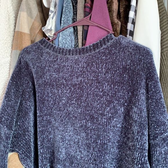 SUPER SOFT BLUE Sweater - Picture 3 of 5